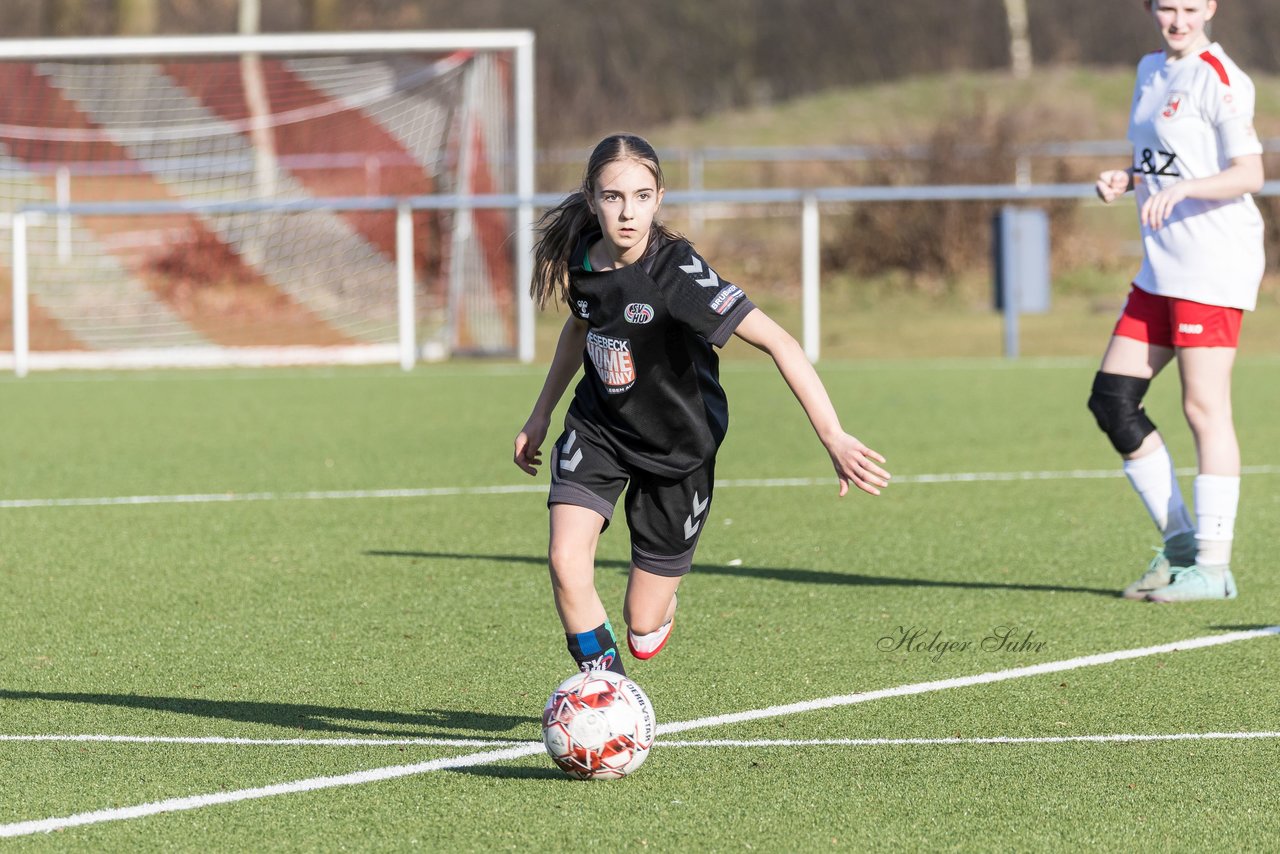 Bild 154 - wBJ SV Wahlstedt - SV Henstedt Ulzburg : Ergebnis: 0:1